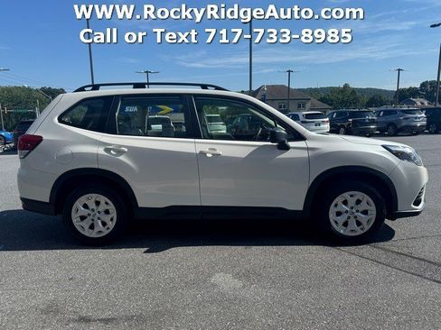 Used 2022 Subaru Forester AWD/4WD image 8