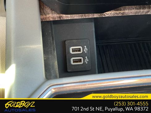 Used 2019 Ford F350 Lariat w/ Lariat Value Package AWD/4WD image 37