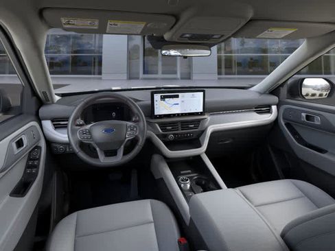 New 2025 Ford Explorer Active w/ Active Comfort Package image 9