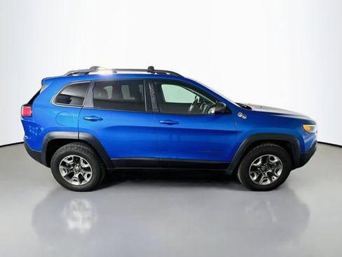Used 2019 Jeep Cherokee Trailhawk w/ Comfort/Convenience Group AWD/4WD image 11