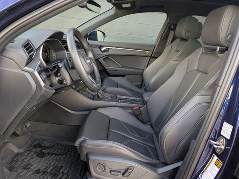 Used 2024 Audi Q3 2.0T Premium Plus w/ Premium Plus Package image 23