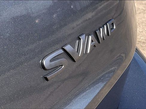 Used 2024 Nissan Rogue SV AWD/4WD image 10