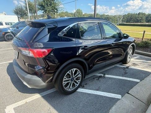 Used 2021 Ford Escape SEL w/ Technology Package FWD image 3