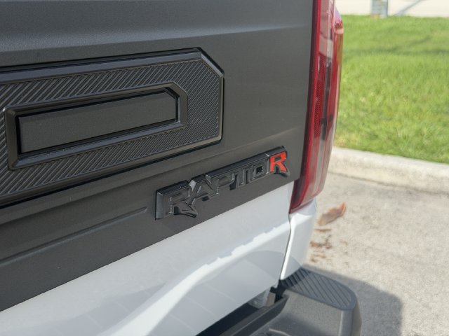 Used 2025 Ford F150 Raptor w/ Equipment Group 803A Raptor R AWD/4WD image 14