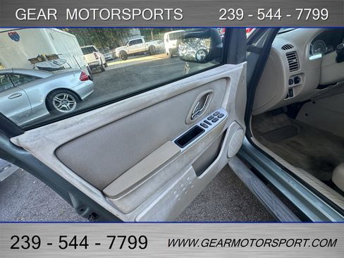 Used 2007 Mercury Mariner Convenience image 8