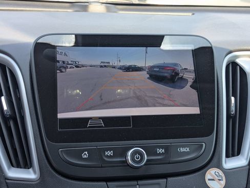 Used 2024 Chevrolet Malibu LT FWD image 16