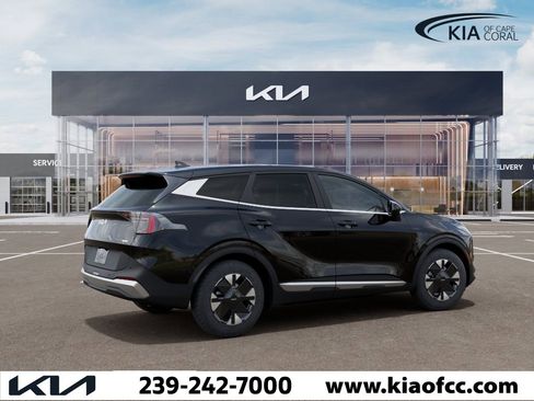 New 2026 Kia Sportage LX image 6
