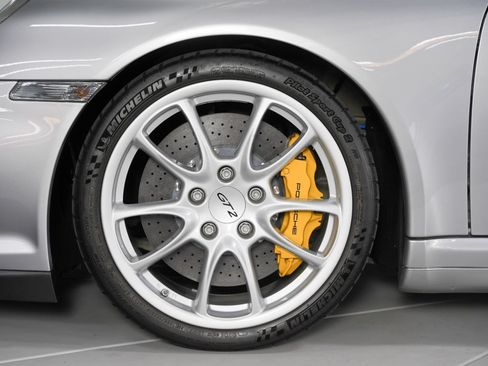 Used 2008 Porsche 911 GT2 RWD image 16