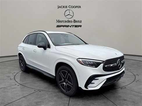 New 2025 Mercedes-Benz GLC 300 4MATIC image 5