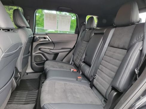 Used 2023 Mitsubishi Outlander SE Black Edition AWD/4WD image 21