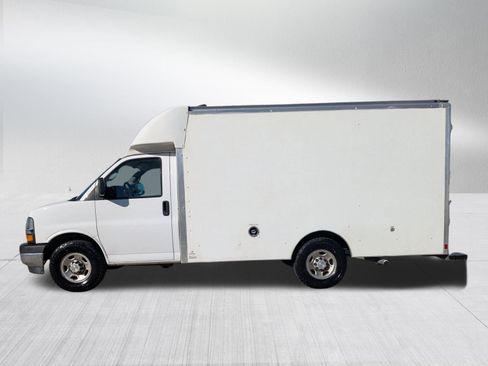 Used 2019 Chevrolet Express 3500 Work Van w/ Power Convenience Package image 2