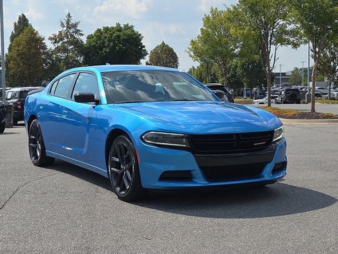 Used 2023 Dodge Charger SXT w/ Blacktop Package RWD image 1