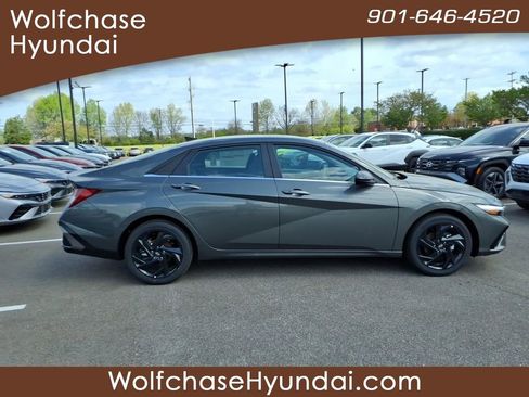 New 2026 Hyundai Elantra SEL Sport Premium FWD image 6