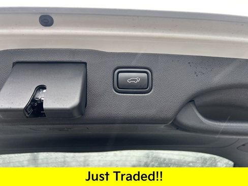 Certified 2020 Kia Sorento EX image 11