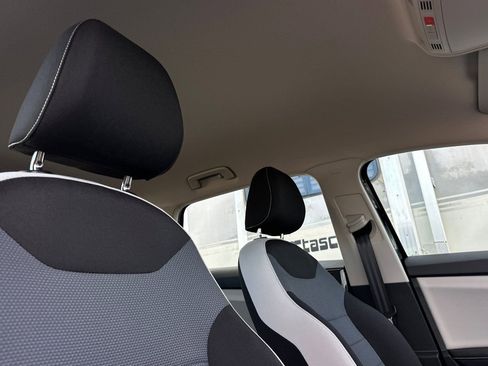 New 2026 Volkswagen Taos S FWD image 17