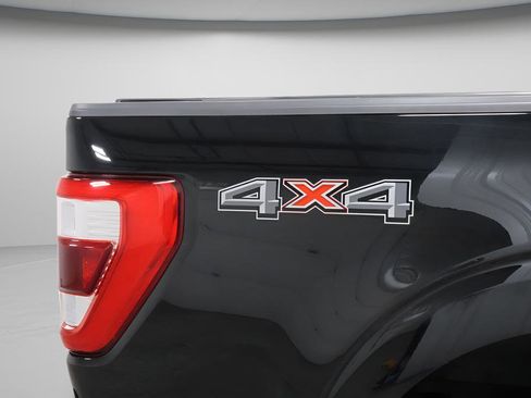 Used 2021 Ford F150 Lariat w/ Equipment Group 502A High image 39