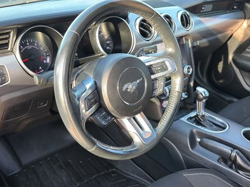 Used 2020 Ford Mustang GT w/ Equipment Group 301A RWD image 38