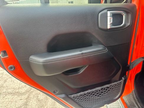 Used 2020 Jeep Wrangler Unlimited Sport S AWD/4WD image 15