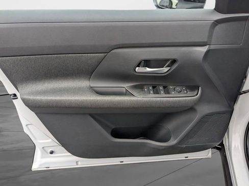 New 2026 Nissan Kicks SV w/ SV Premium Package FWD image 28