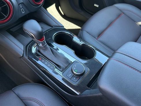 Used 2025 Chevrolet Blazer RS FWD image 24
