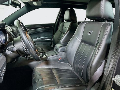 Used 2022 Chrysler 300 S image 11