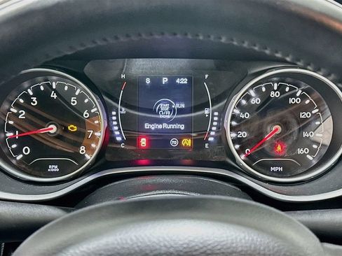 Used 2019 Jeep Compass Latitude FWD image 12