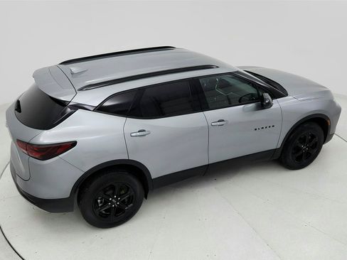 Used 2024 Chevrolet Blazer LT w/ Midnight/Sport Edition FWD image 18