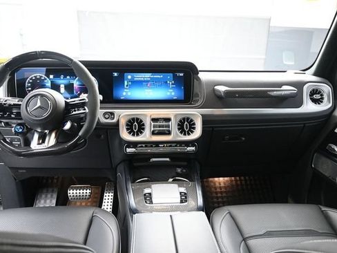 Used 2025 Mercedes-Benz G 63 AMG 4MATIC image 9