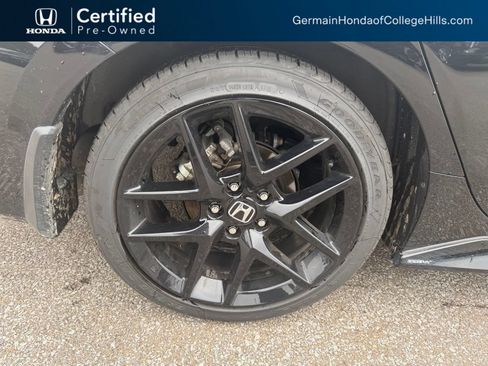 Used 2025 Honda Civic Sport image 5