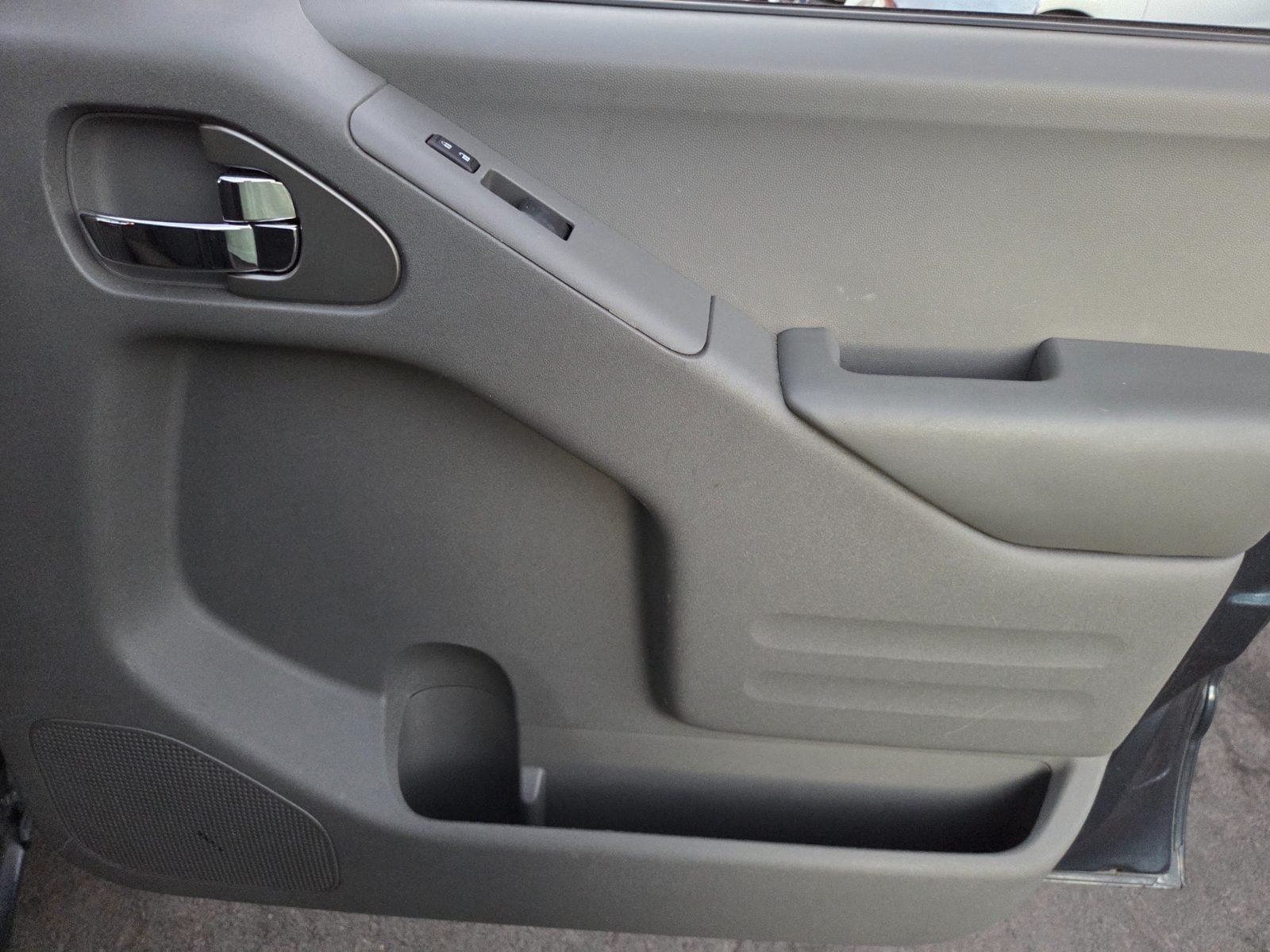 Used 2016 Nissan Frontier Desert Runner RWD image 14