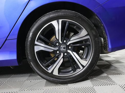 Used 2016 Honda Civic Touring image 8