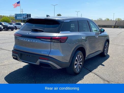 Used 2024 INFINITI QX60 Pure AWD/4WD image 3