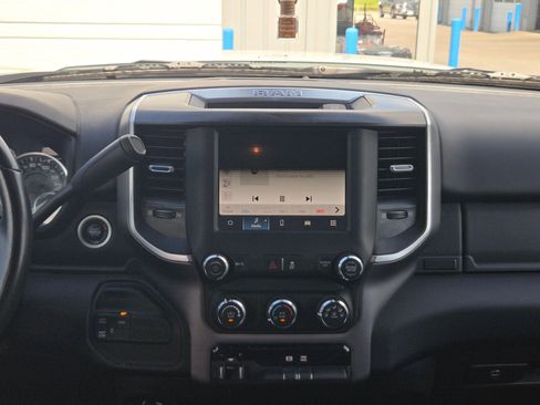 Used 2024 RAM 2500 Big Horn AWD/4WD image 16