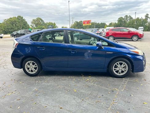Used 2011 Toyota Prius Three image 6
