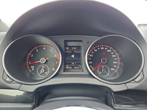 Used 2011 Volkswagen GTI 4-Door image 27