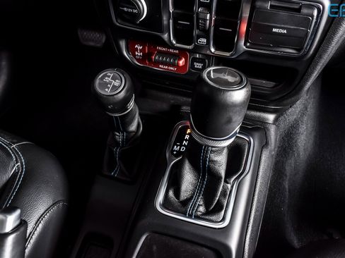 Used 2022 Jeep Wrangler Unlimited Rubicon 4xe w/ Cold Weather Group image 27