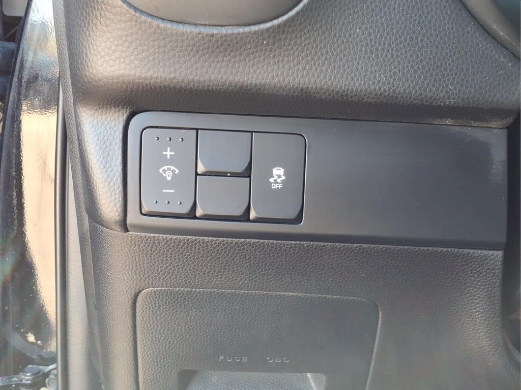 Used 2018 Kia Soul + FWD image 4