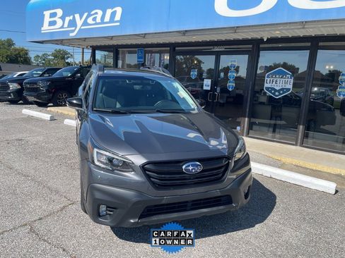 Used 2021 Subaru Outback Onyx Edition XT image 2