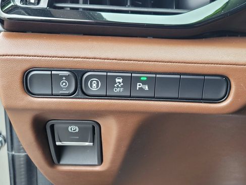 Used 2024 Acura MDX SH-AWD w/ Technology Package image 31