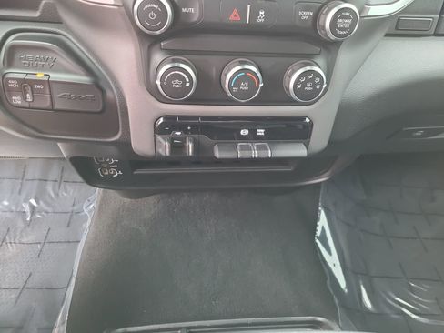 Used 2023 RAM 3500 Big Horn w/ Level 1 Equipment Group image 25