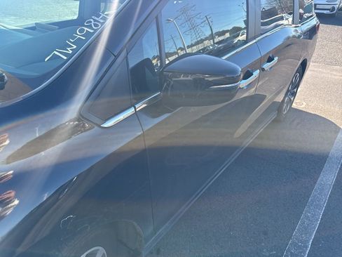 Used 2024 Honda Odyssey EX-L image 2