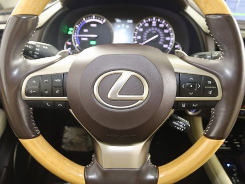 Used 2020 Lexus RX 450hL AWD w/ Premium Package image 40