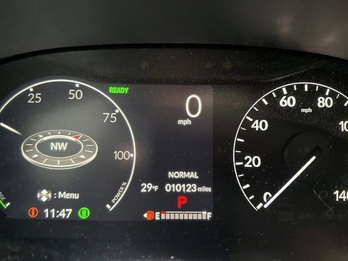 Used 2025 Honda CR-V Sport Touring image 22