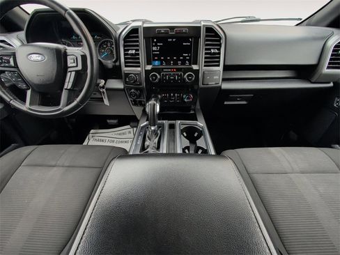 Used 2017 Ford F150 XLT w/ Equipment Group 302A Luxury image 10