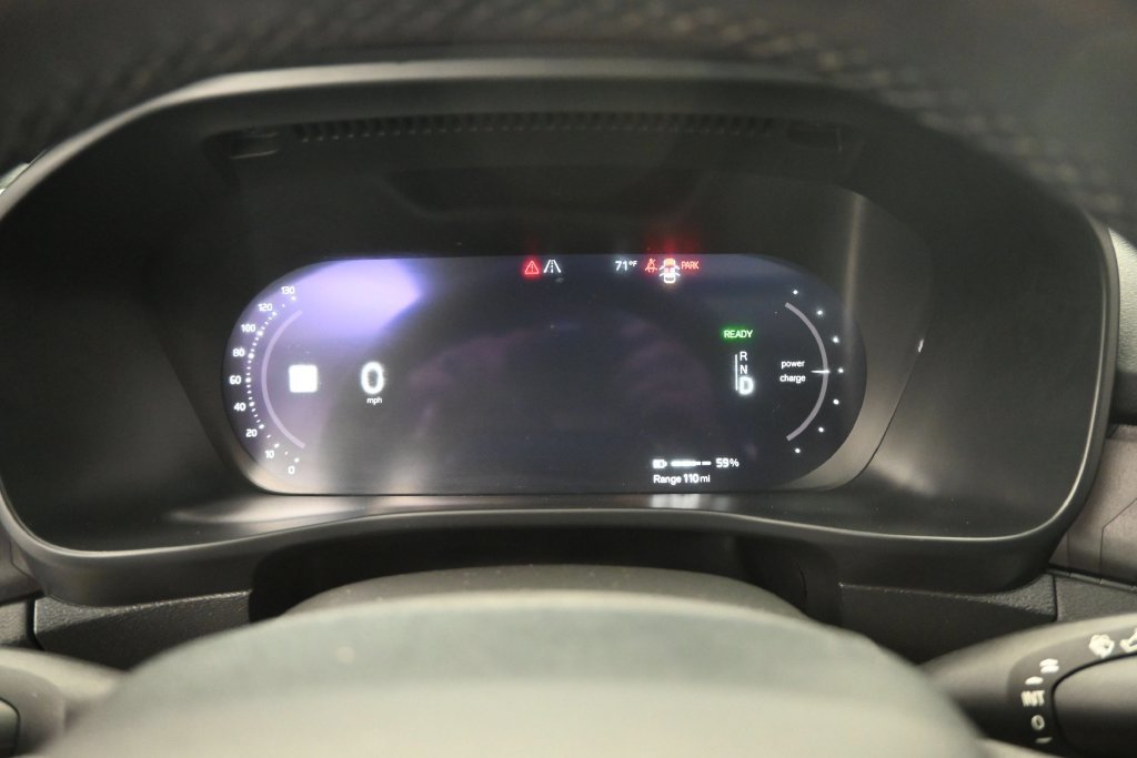 Used 2023 Volvo XC40 Recharge Ultimate AWD/4WD image 11
