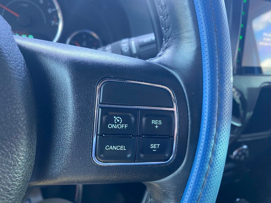 Used 2015 Jeep Wrangler Sport AWD/4WD image 23