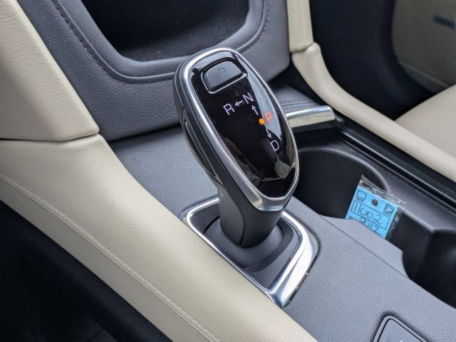 Used 2017 Cadillac XT5 Premium Luxury AWD/4WD image 25