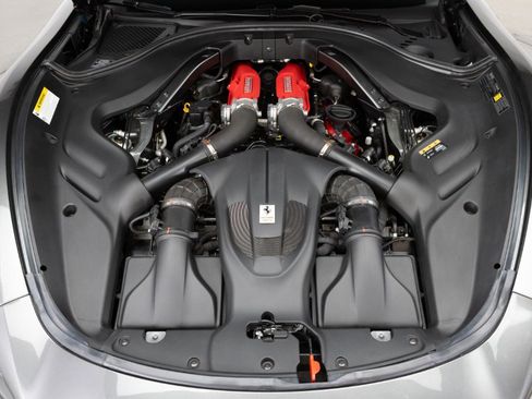 Used 2023 Ferrari Roma image 86