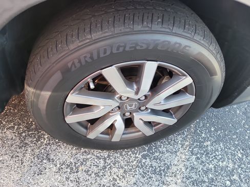 Used 2021 Honda Pilot EX-L image 9