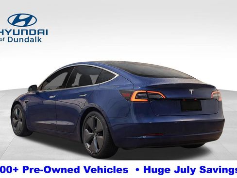 Used 2020 Tesla Model 3 Standard Range RWD image 2